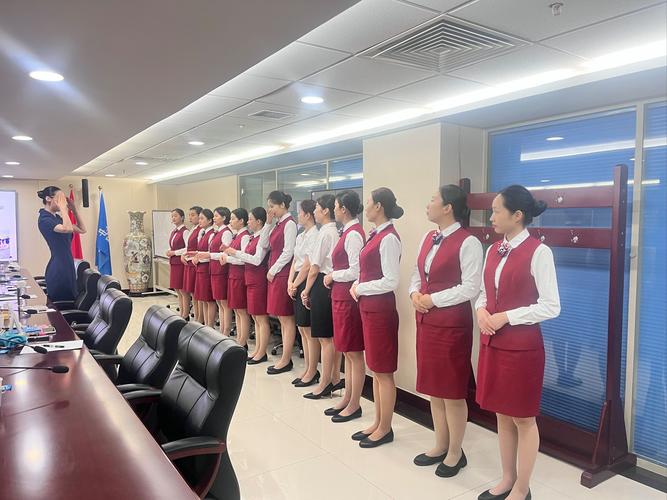 专业服务接待礼仪培训 塑造卓越的礼仪服务形象